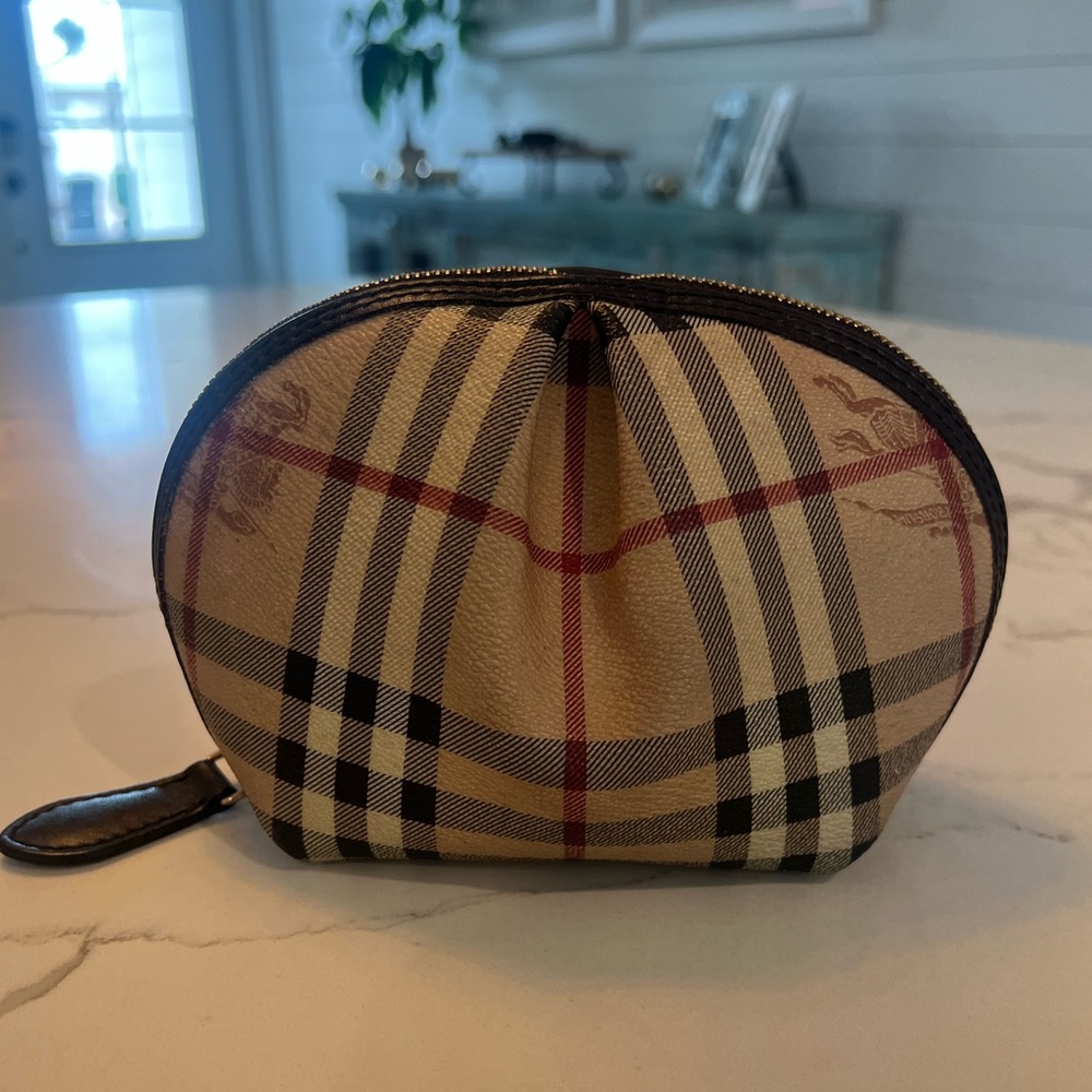 Vintage Burberry Makeup bag